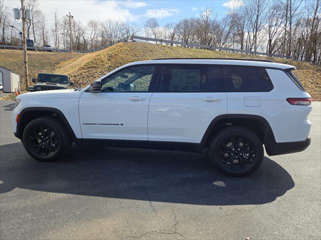2025 Jeep Grand Cherokee GRAND CHEROKEE L ALTITUDE 4X4