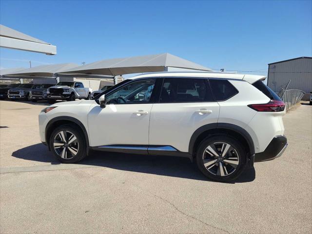 2022 Nissan Rogue Platinum FWD