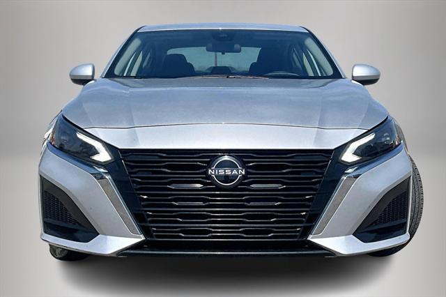 2023 Nissan Altima SV FWD