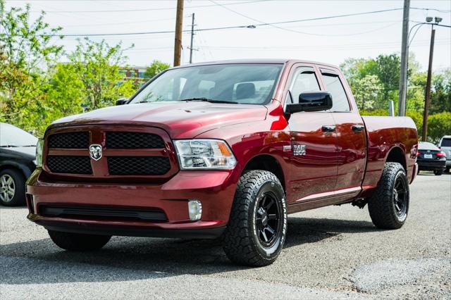 2017 RAM 1500 Express Quad Cab 4x4 64 Box