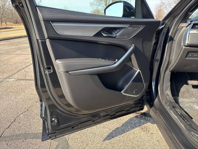 2026 Jaguar F-PACE R-Dynamic S P400 AWD Automatic