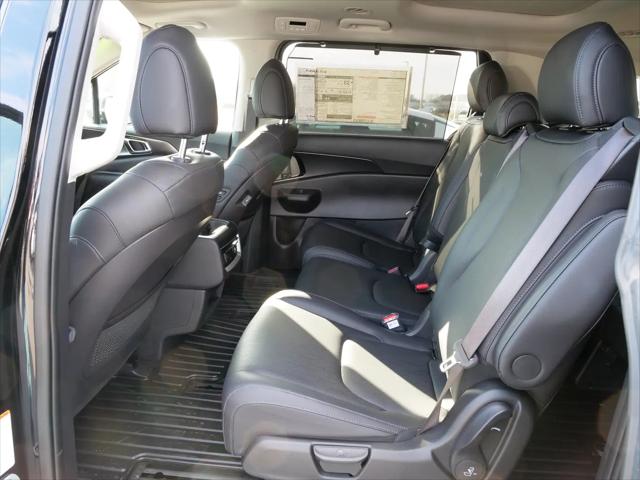 2025 Kia Carnival MPV SX