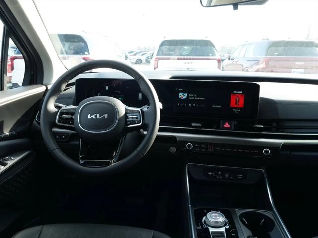 2025 Kia Carnival MPV SX