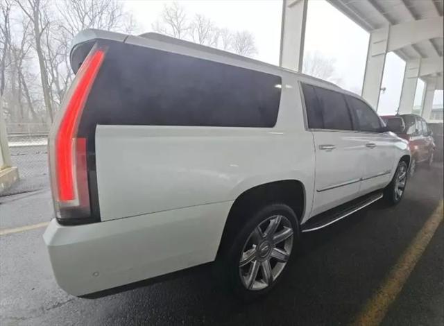 2017 Cadillac Escalade ESV Luxury