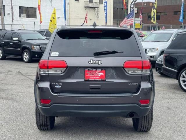 2017 Jeep Grand Cherokee Laredo 4x4