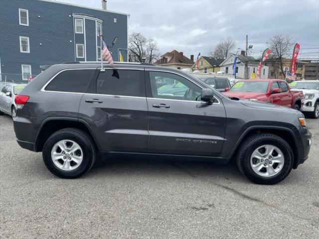 2017 Jeep Grand Cherokee Laredo 4x4