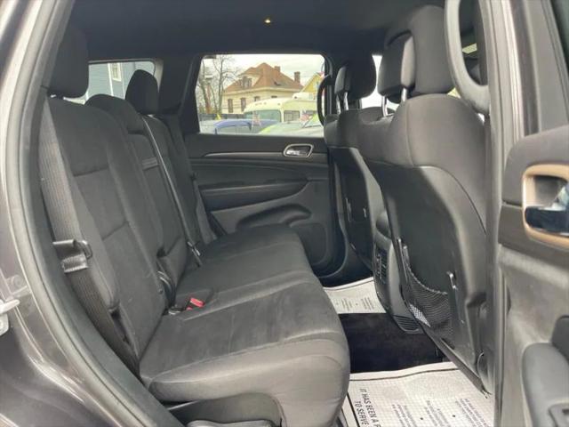 2017 Jeep Grand Cherokee Laredo 4x4