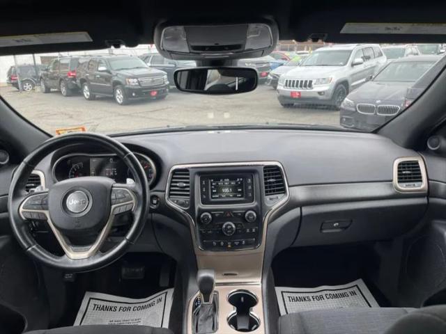 2017 Jeep Grand Cherokee Laredo 4x4