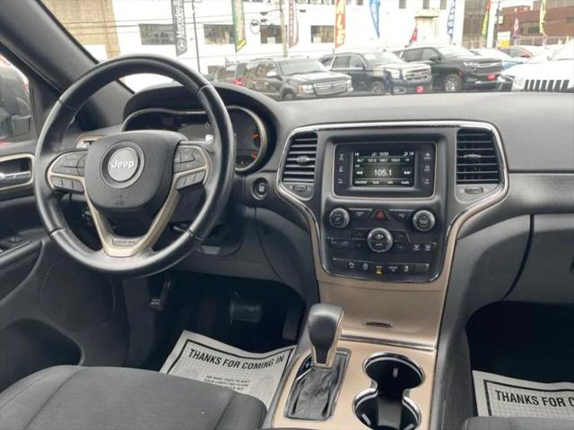 2017 Jeep Grand Cherokee Laredo 4x4