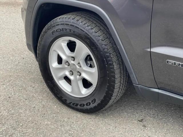 2017 Jeep Grand Cherokee Laredo 4x4