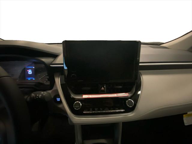 2025 Toyota Corolla Cross LE