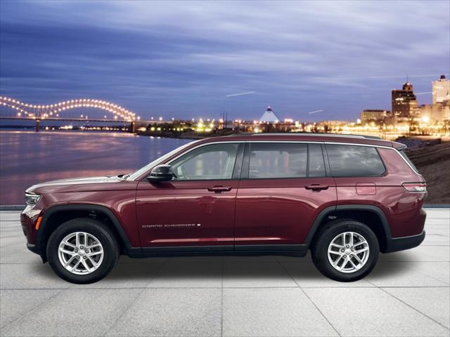 2023 Jeep Grand Cherokee L Laredo 4x2