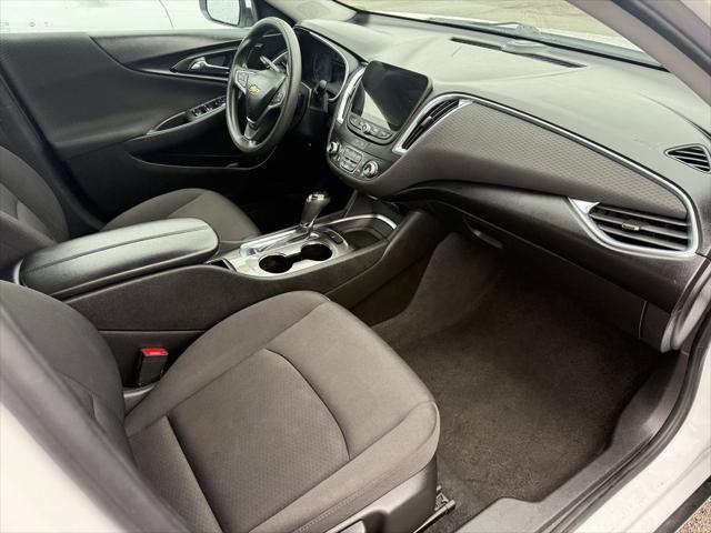 2020 Chevrolet Malibu FWD LT