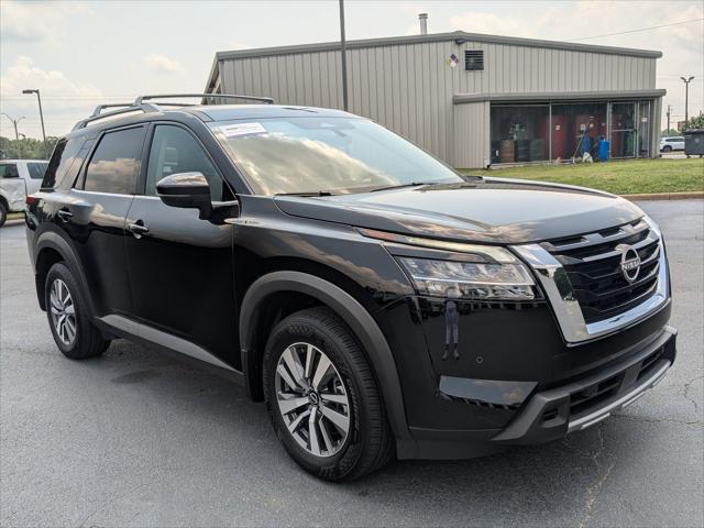 2024 Nissan Pathfinder SL 4WD