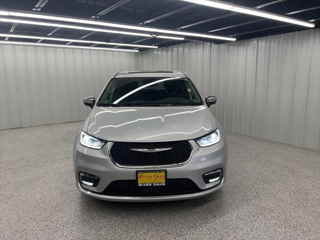 2023 Chrysler Pacifica Hybrid Limited