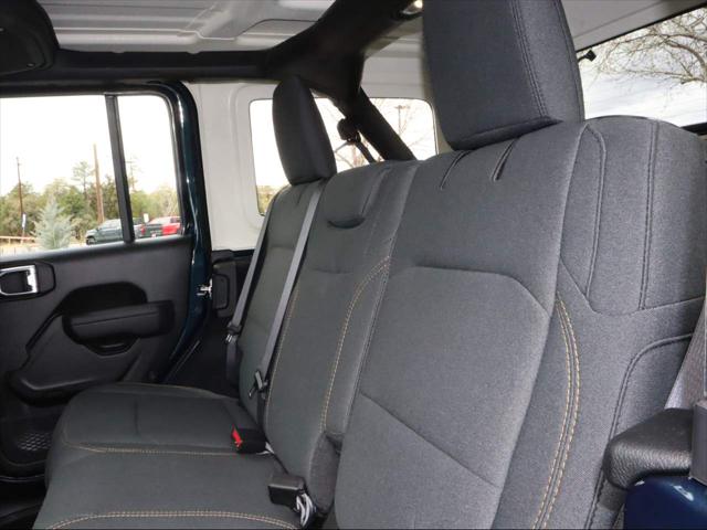 2025 Jeep Wrangler 4-Door Summit 4x4
