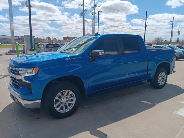 2022 Chevrolet Silverado 1500 2WD Crew Cab Short Bed LT