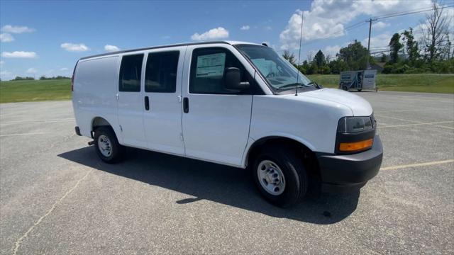 2025 Chevrolet Express Cargo Van RWD 3500 Regular Wheelbase WT