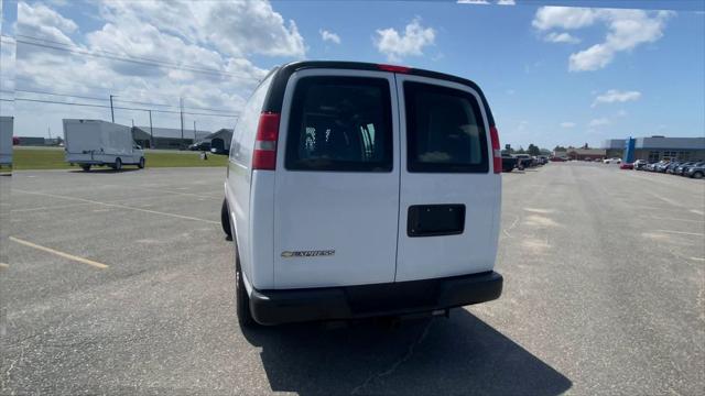 2025 Chevrolet Express Cargo Van RWD 3500 Regular Wheelbase WT