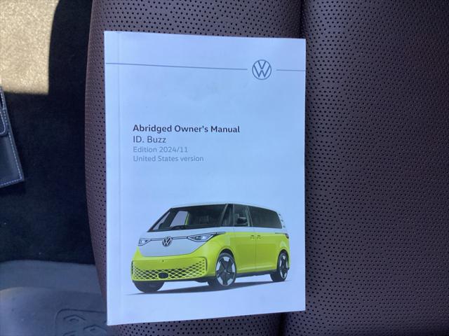 2025 Volkswagen ID. Buzz Pro S