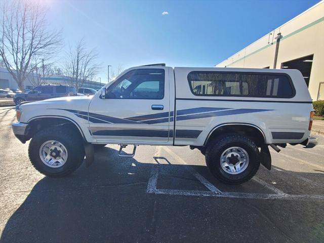 1990 Toyota 4WD Trucks V6 4X4 / 5-SPEED / 138K MILES / COLLECTOR QUALITY