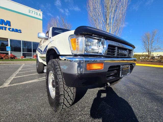1990 Toyota 4WD Trucks V6 4X4 / 5-SPEED / 138K MILES / COLLECTOR QUALITY