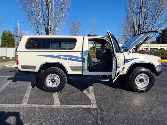 1990 Toyota 4WD Trucks V6 4X4 / 5-SPEED / 138K MILES / COLLECTOR QUALITY