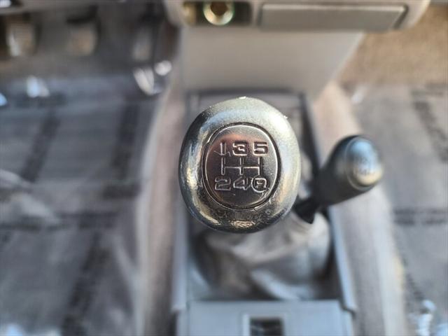 1990 Toyota 4WD Trucks V6 4X4 / 5-SPEED / 138K MILES / COLLECTOR QUALITY