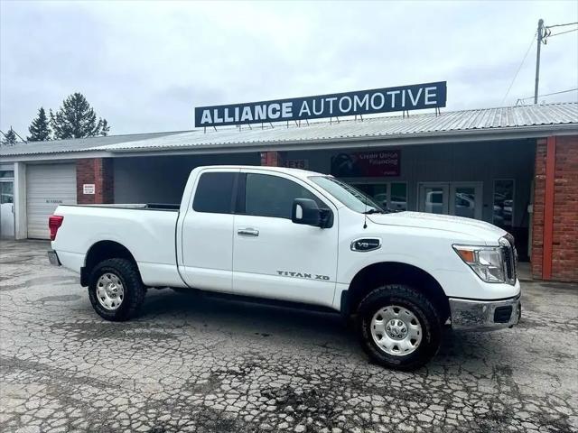 2017 Nissan Titan XD SV Gas for sale in Saint Albans City, VT