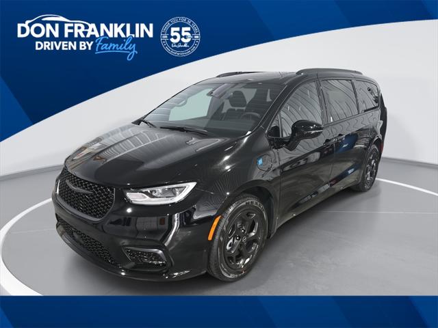 2025 Chrysler Pacifica Hybrid PACIFICA PLUG-IN HYBRID S APPEARANCE