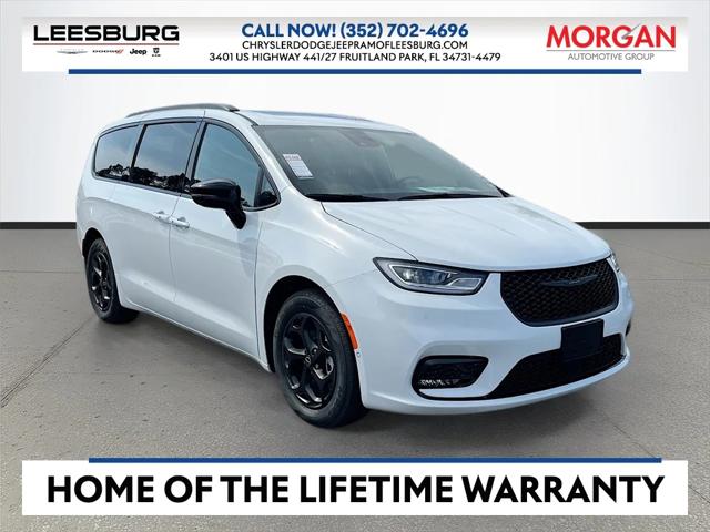 2025 Chrysler Pacifica Hybrid PACIFICA PLUG-IN HYBRID S APPEARANCE