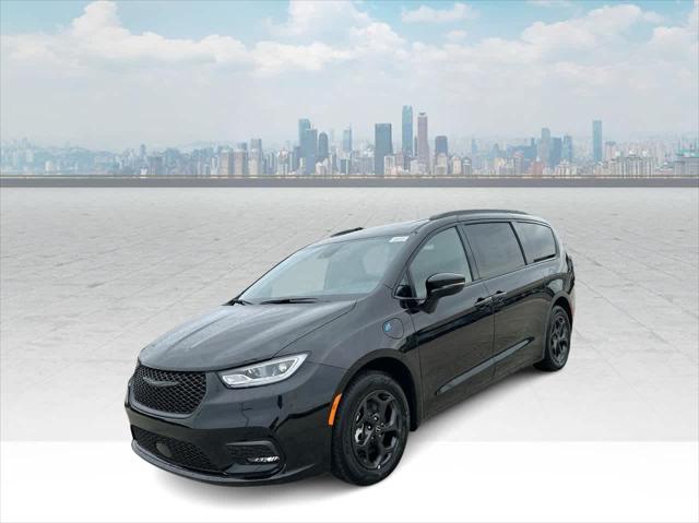2025 Chrysler Pacifica Hybrid PACIFICA PLUG-IN HYBRID S APPEARANCE