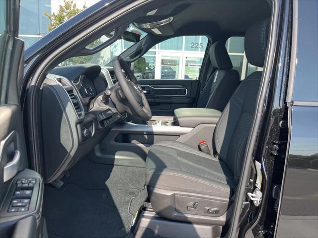 2025 RAM Ram 3500 RAM 3500 BIG HORN CREW CAB 4X4 8 BOX