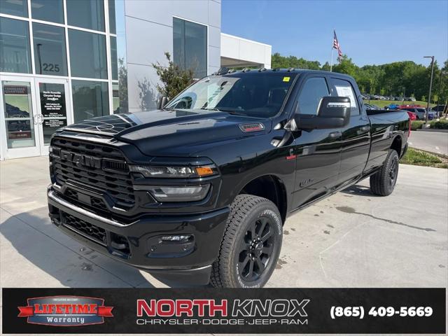 2025 RAM Ram 3500 RAM 3500 BIG HORN CREW CAB 4X4 8 BOX