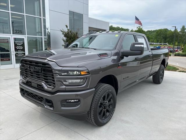 2025 RAM Ram 3500 RAM 3500 BIG HORN CREW CAB 4X4 8 BOX