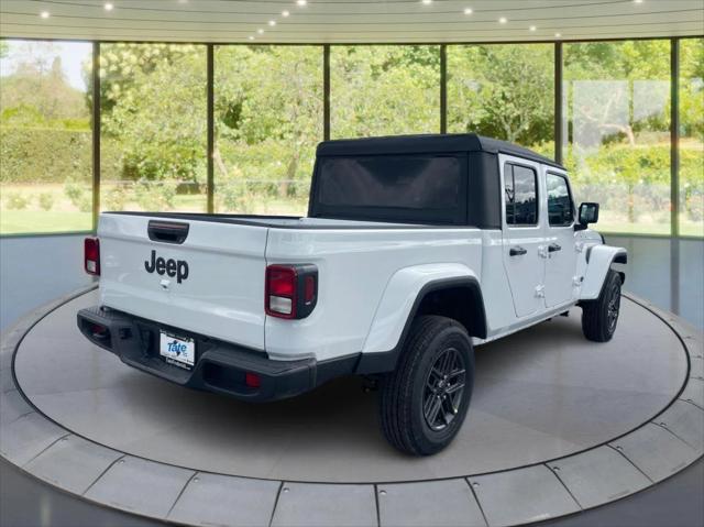 2025 Jeep Gladiator GLADIATOR SPORT S 4X4
