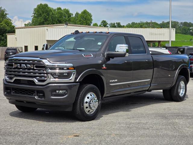2025 RAM Ram 3500 RAM 3500 LIMITED CREW CAB 4X4 8 BOX