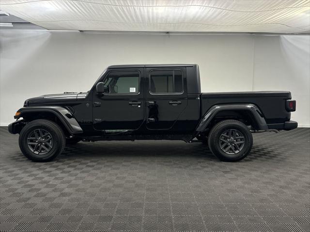 2025 Jeep Gladiator GLADIATOR SPORT S 4X4