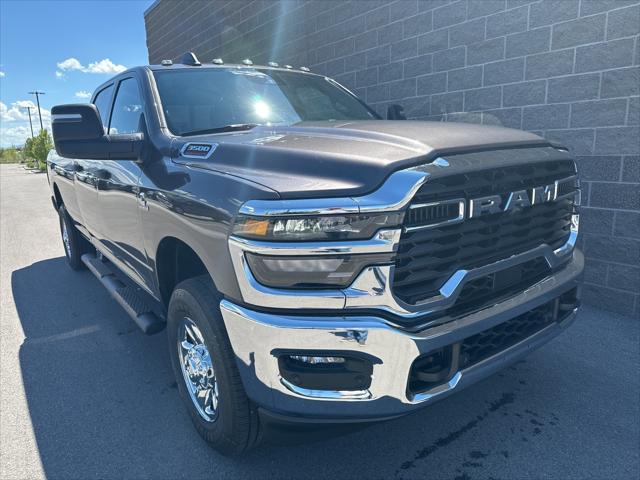 2025 RAM Ram 3500 RAM 3500 TRADESMAN CREW CAB 4X4 8 BOX