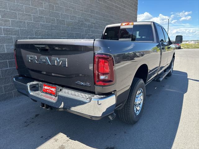 2025 RAM Ram 3500 RAM 3500 TRADESMAN CREW CAB 4X4 8 BOX