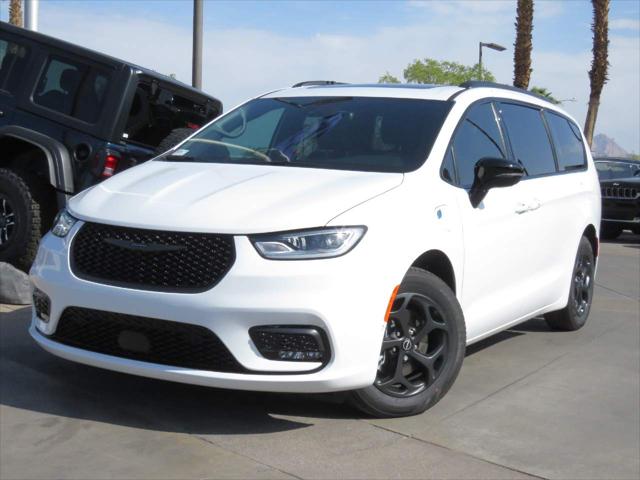 2025 Chrysler Pacifica Hybrid PACIFICA PLUG-IN HYBRID S APPEARANCE
