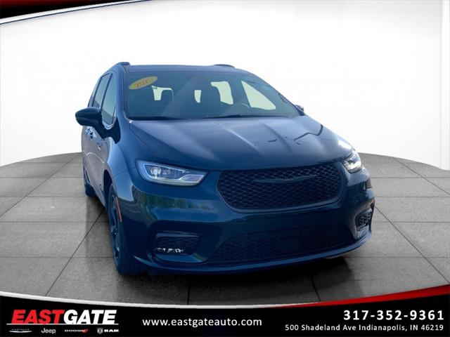 2025 Chrysler Pacifica Hybrid PACIFICA PLUG-IN HYBRID S APPEARANCE