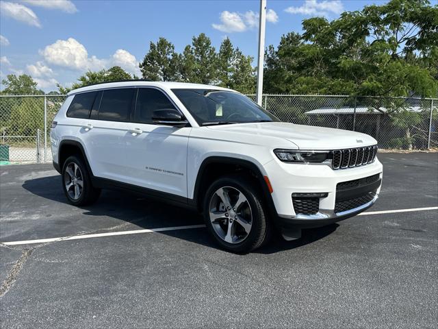 2025 Jeep Grand Cherokee GRAND CHEROKEE L LIMITED 4X4