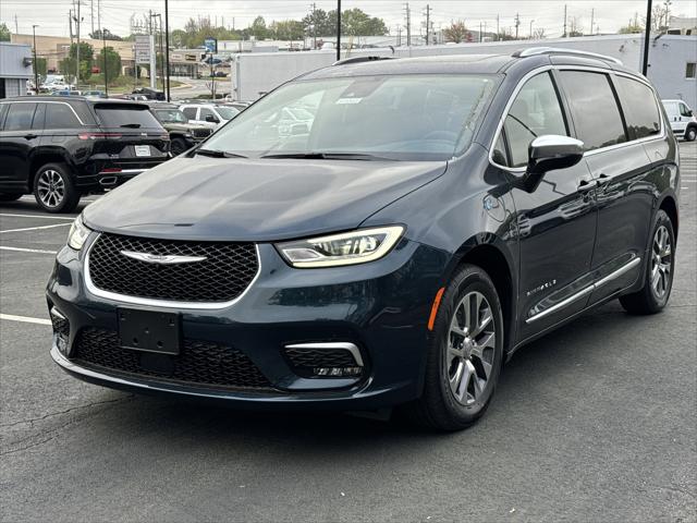 2025 Chrysler Pacifica Hybrid PACIFICA PLUG-IN HYBRID PINNACLE