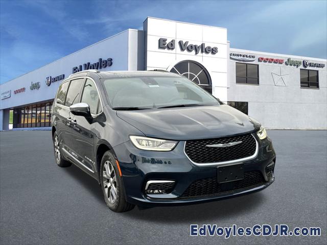 2025 Chrysler Pacifica Hybrid PACIFICA PLUG-IN HYBRID PINNACLE
