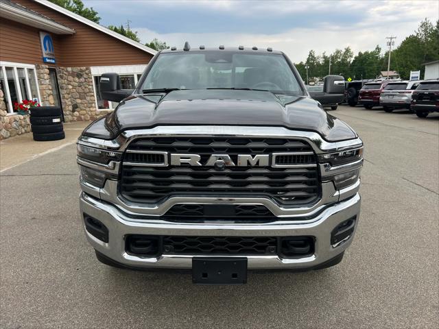 2025 RAM Ram 2500 RAM 2500 TRADESMAN CREW CAB 4X4 64 BOX
