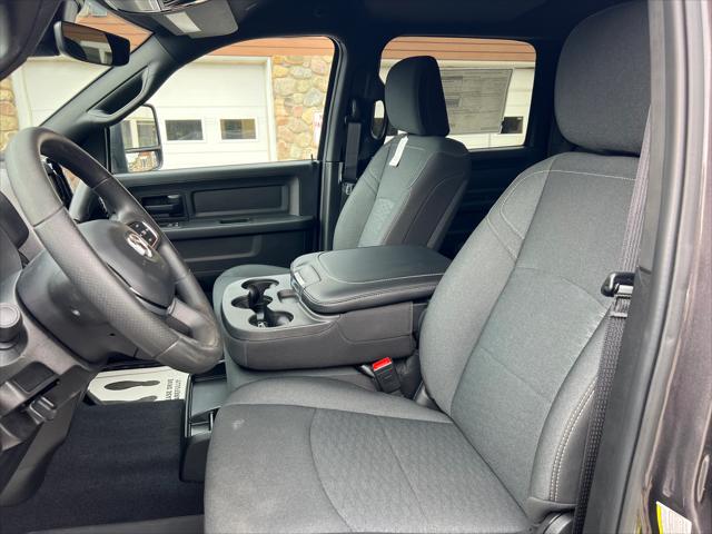 2025 Ram 2500 Tradesman Crew Cab 4x4 6'4" Box