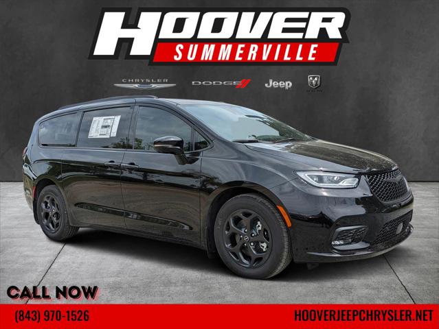 2025 Chrysler Pacifica Hybrid PACIFICA PLUG-IN HYBRID S APPEARANCE