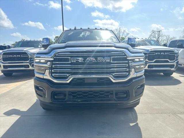 2025 RAM Ram 3500 RAM 3500 LARAMIE MEGA CAB 4X4 64 BOX