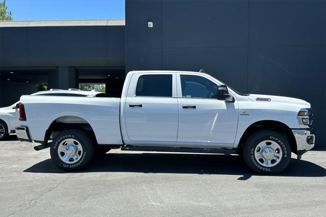2025 RAM Ram 2500 RAM 2500 TRADESMAN CREW CAB 4X4 64 BOX